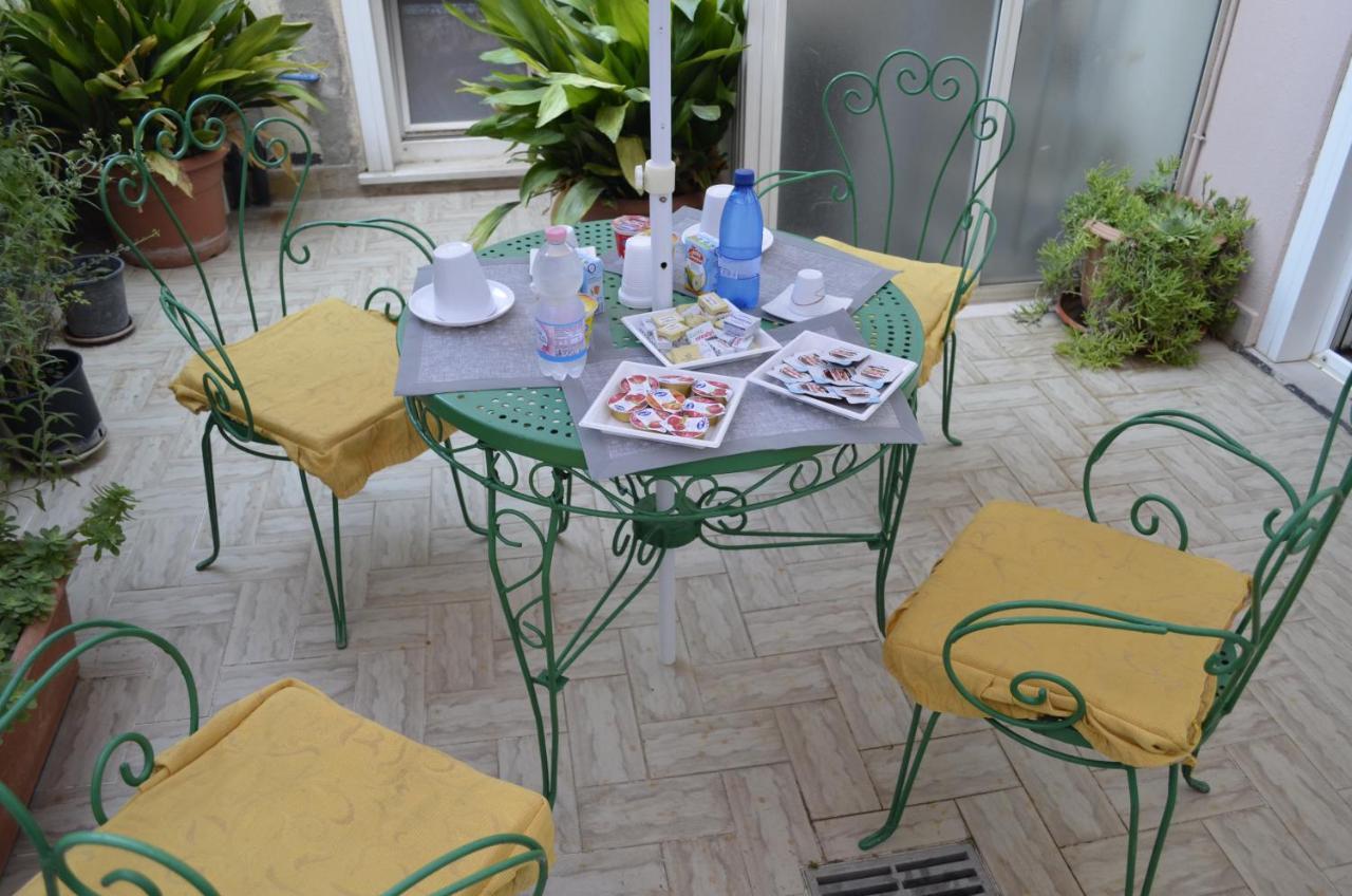 B&B Le Colonne Montefusco Exterior foto